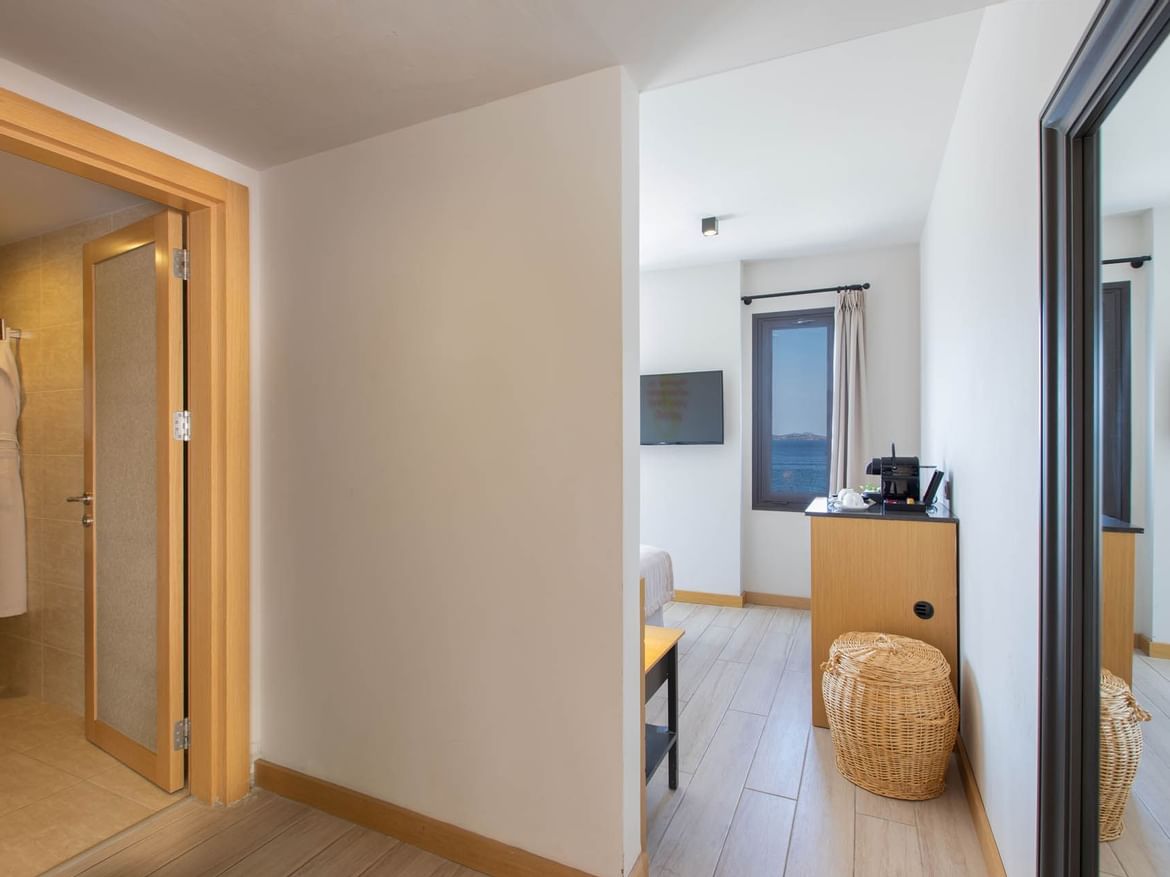 Interior of Standard Sea view with Balcony at Senses Hotel