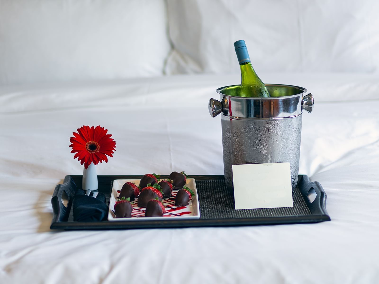 romance package hotel