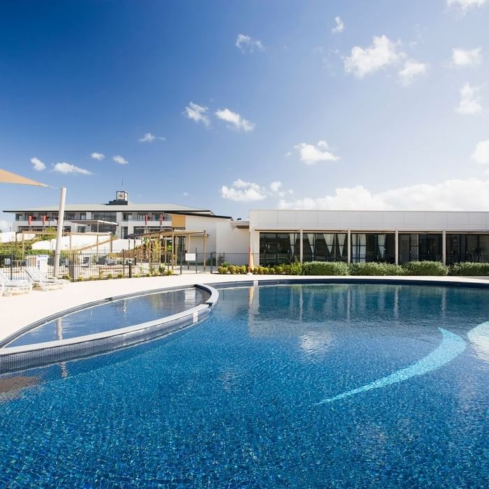 Swimming pool and surrounding at Mercure Kooindah Waters