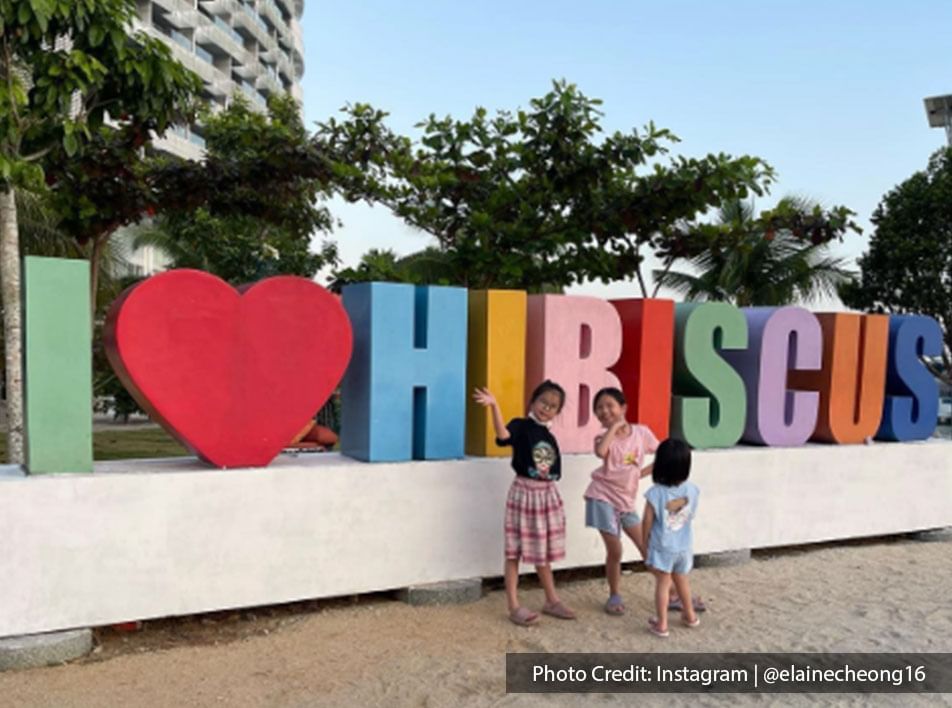 Take a iconic picture at our iconic sign here at Hibiscus Walk - Lexis Hibiscus PD