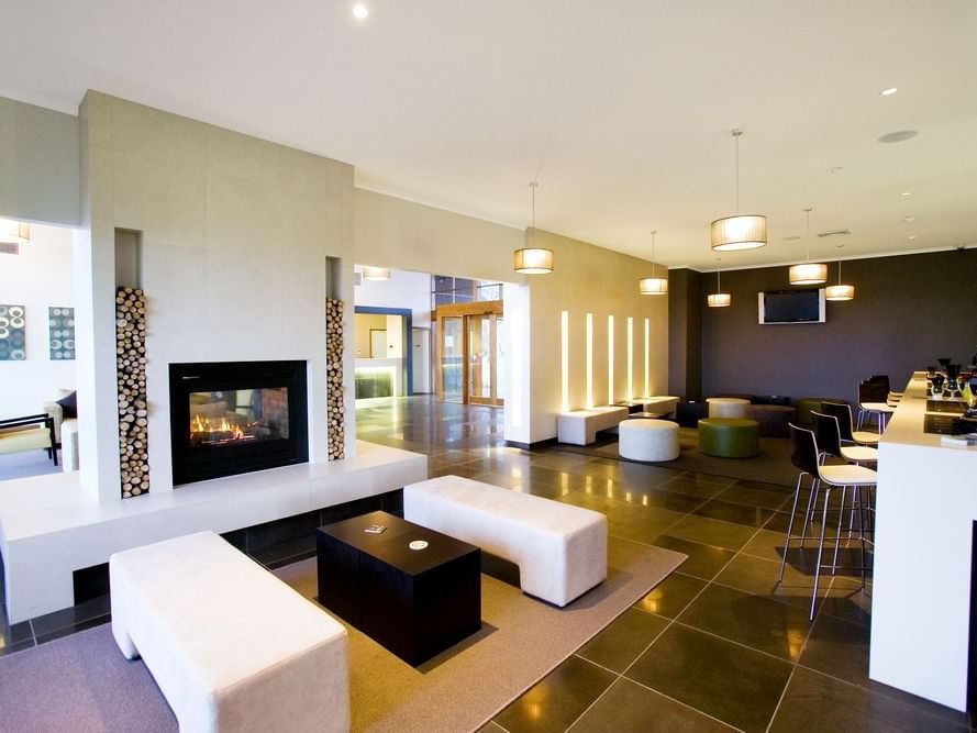 Seating & Lounge area in Lounge Bar at Silverwater Resort