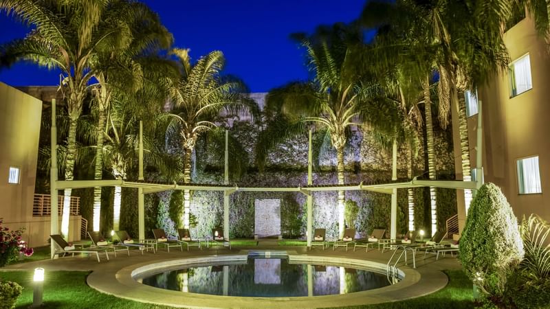 122993364_Pool_8688x5792_result