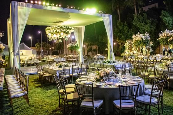 Banquet tables arranged in the Garden at Araiza Mexicali