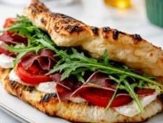 DISCOVER THE BURRATA SANDWICH BY CHEF KAÇAL  