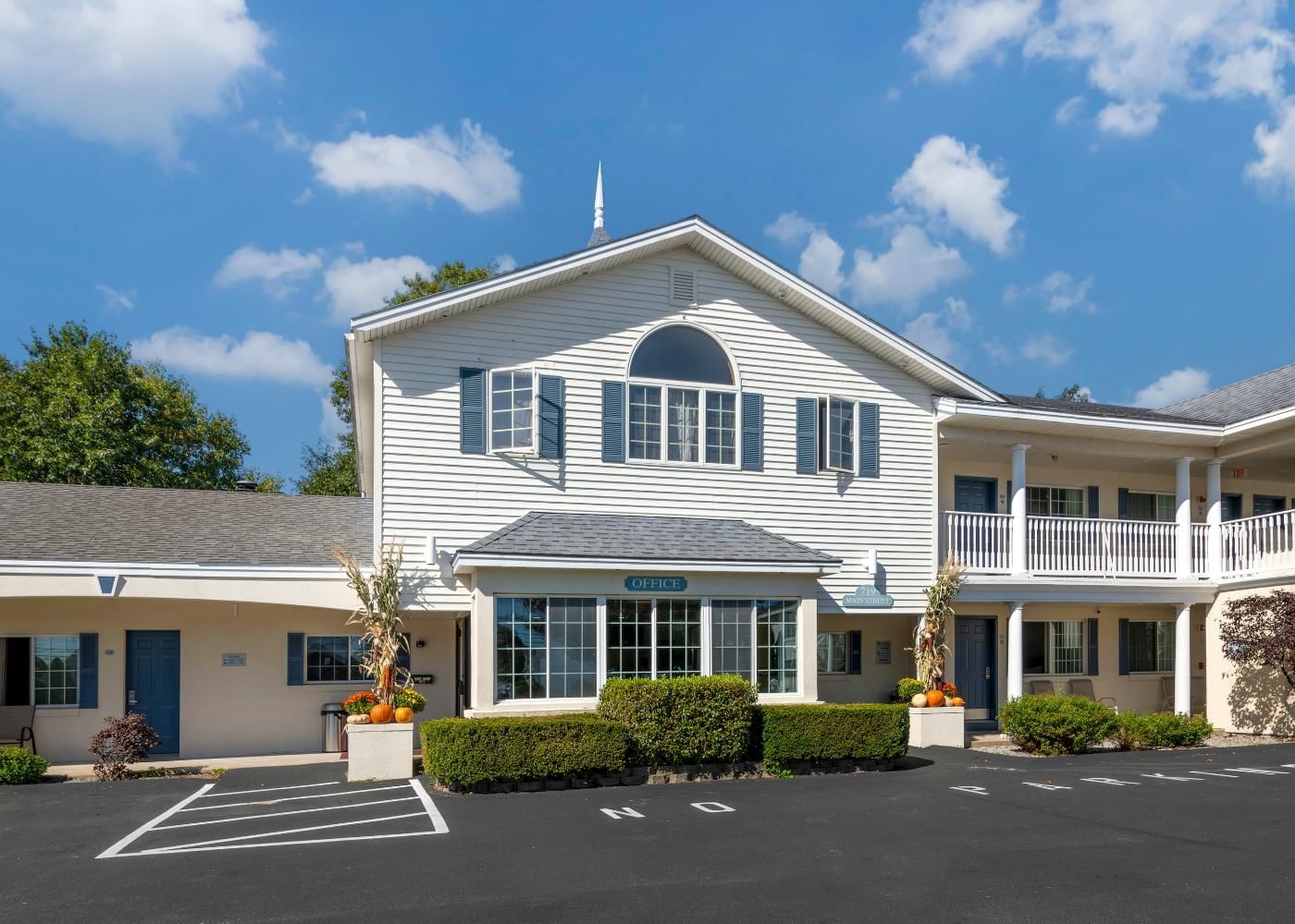 Ogunquit Hotel & Suites | Ogunquit Maine Hotels