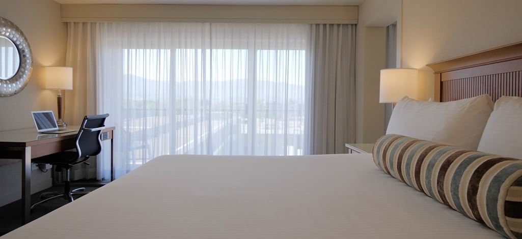Coast Suite King With Sofa Bed at Coast Capri Hotel