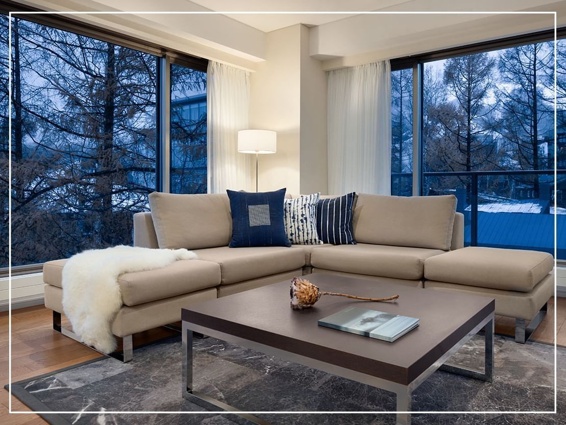 Living area of 1-Bedroom Suite at Chatrium Niseko Japan