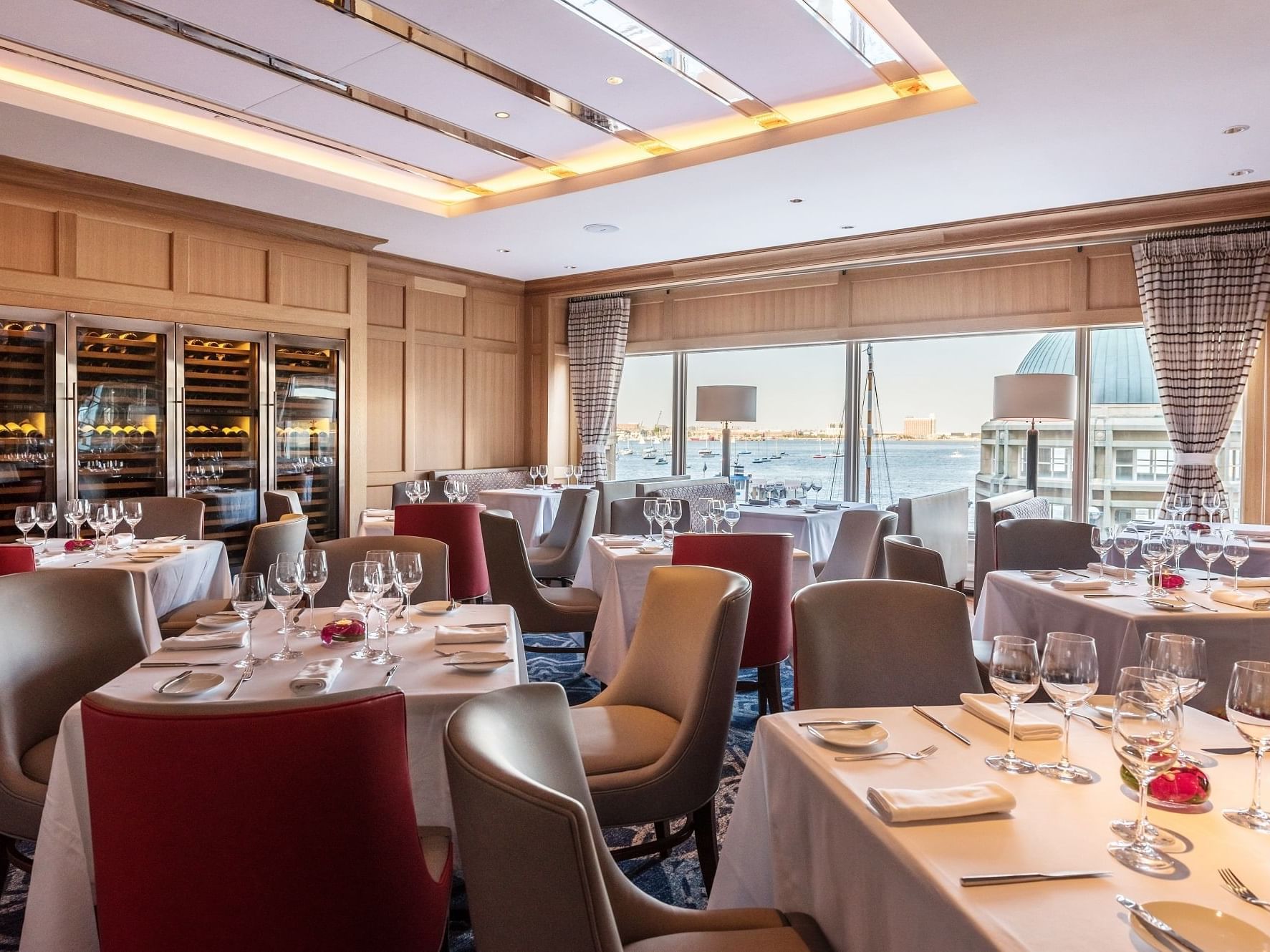 Amazing restourents in Boston Harbor Hotel