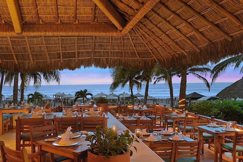 Dining area at the Beach Club in Princess Mundo Imperial