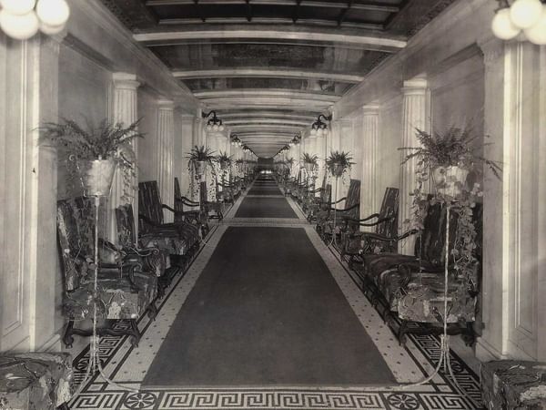 Black & white historical photo of Hallway at Congress Plaza