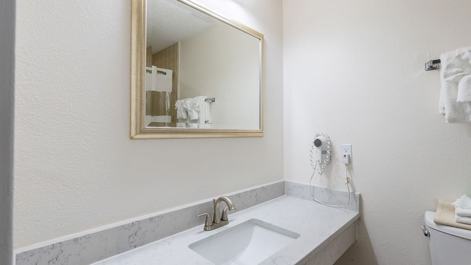 Washbasin, Two Bedroom Premium Suite in Palm Coast at Legacy Vacation Resorts