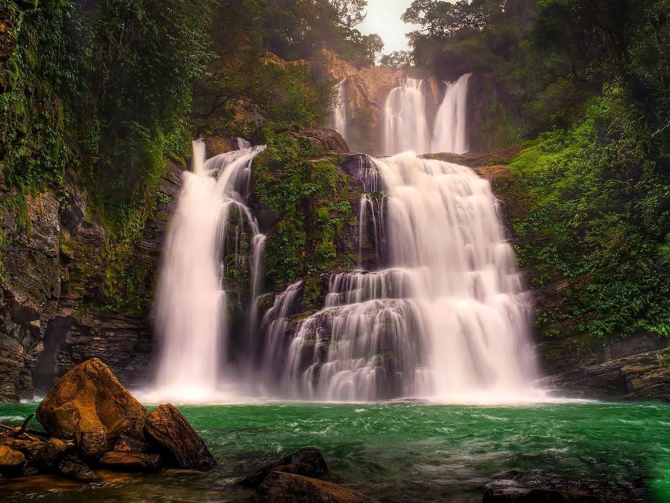 nauyaca waterfall