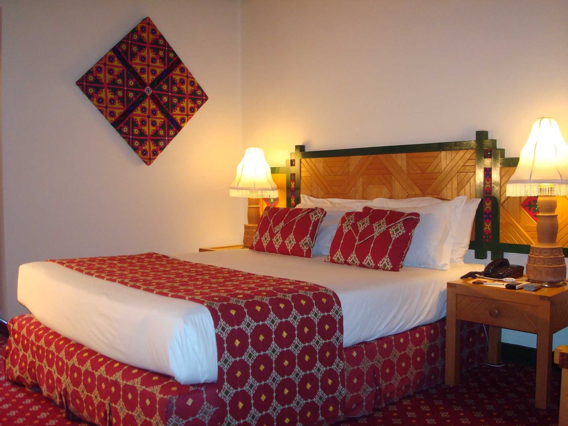 Gilgit Serena Hotel Hotel In Gilgit Vacation In Pakistan   Deluxe Room 01 