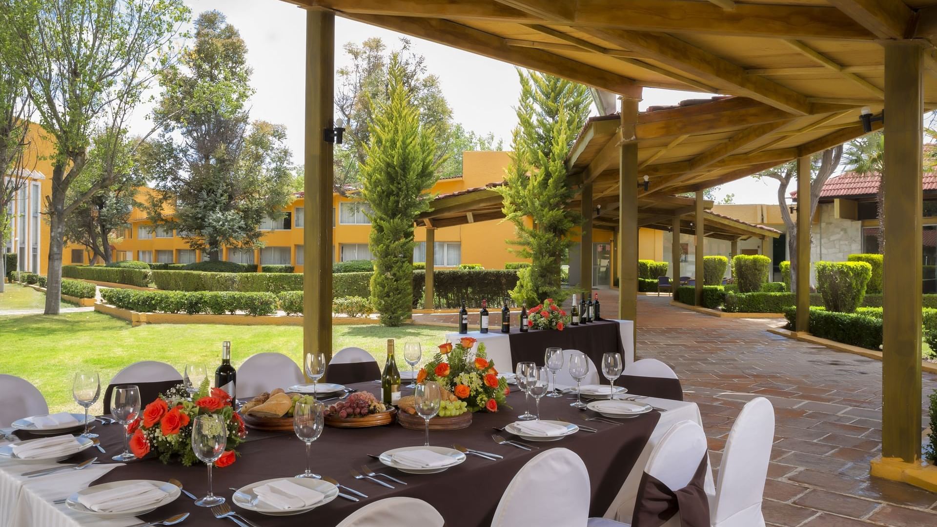Close-up of a table set up for an event at Gamma Pachuca