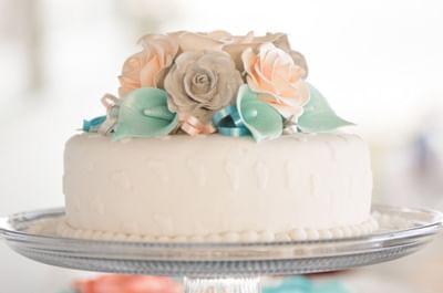 Close-up of a wedding icing cake at Bougainvillea Barbados