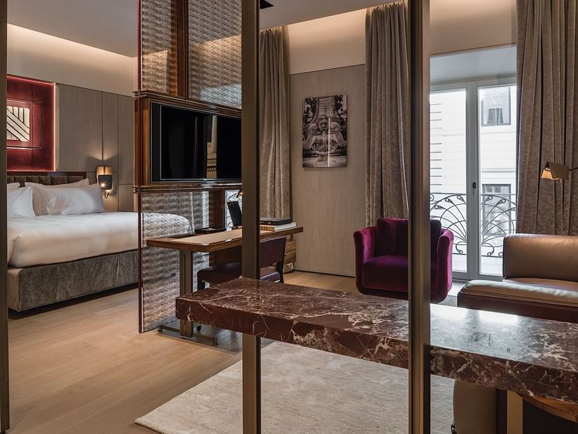 Living room partition in Deluxe Suite 5 at Fendi Private Suites