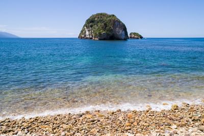 Los Arcos de Mismaloya near Villa Premiere Boutique Hotel & Romantic Getaway