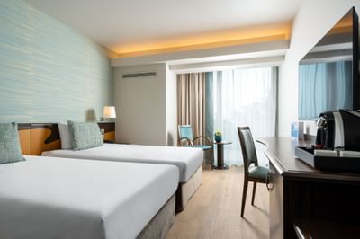Twin Infinity room with bed, Tv, work desk and balcony area at Ana Hotels Europa