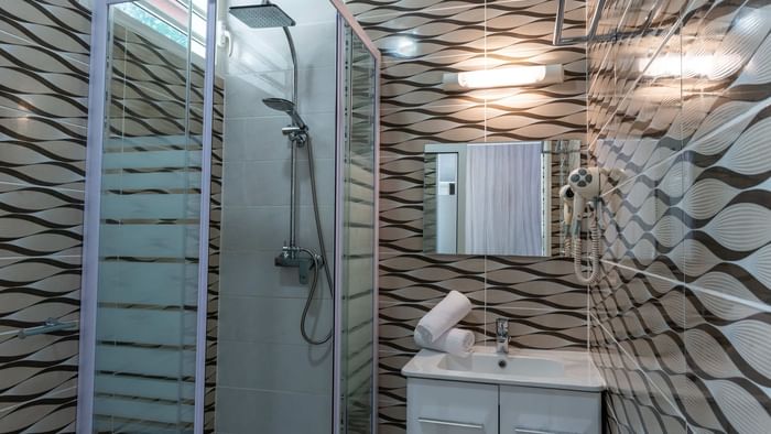 Bathroom interior in bedrooms at Hotel Belova
