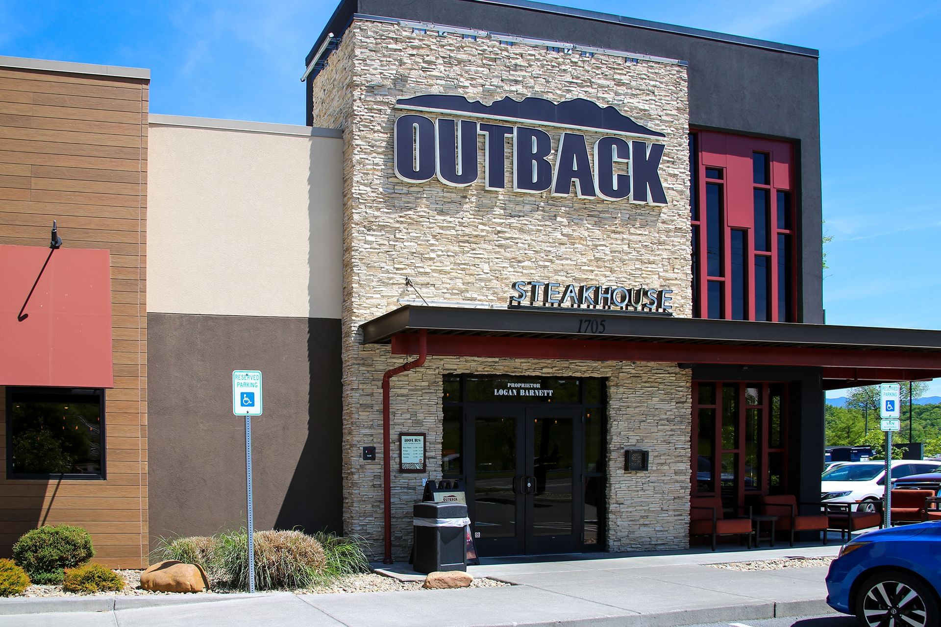 Nearest outback outlet steakhouse