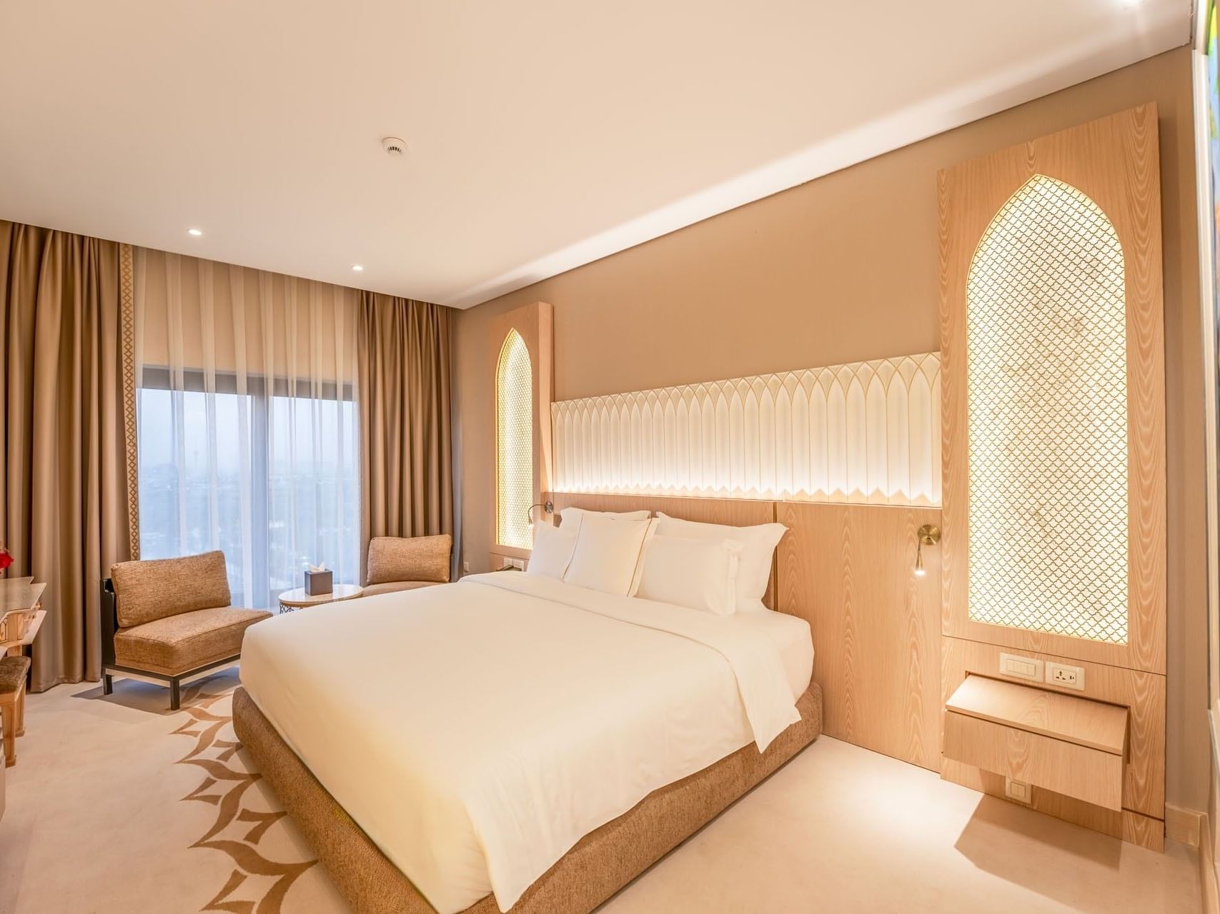 Executive Deluxe King Room City View at World Heart Hotel Baghdad