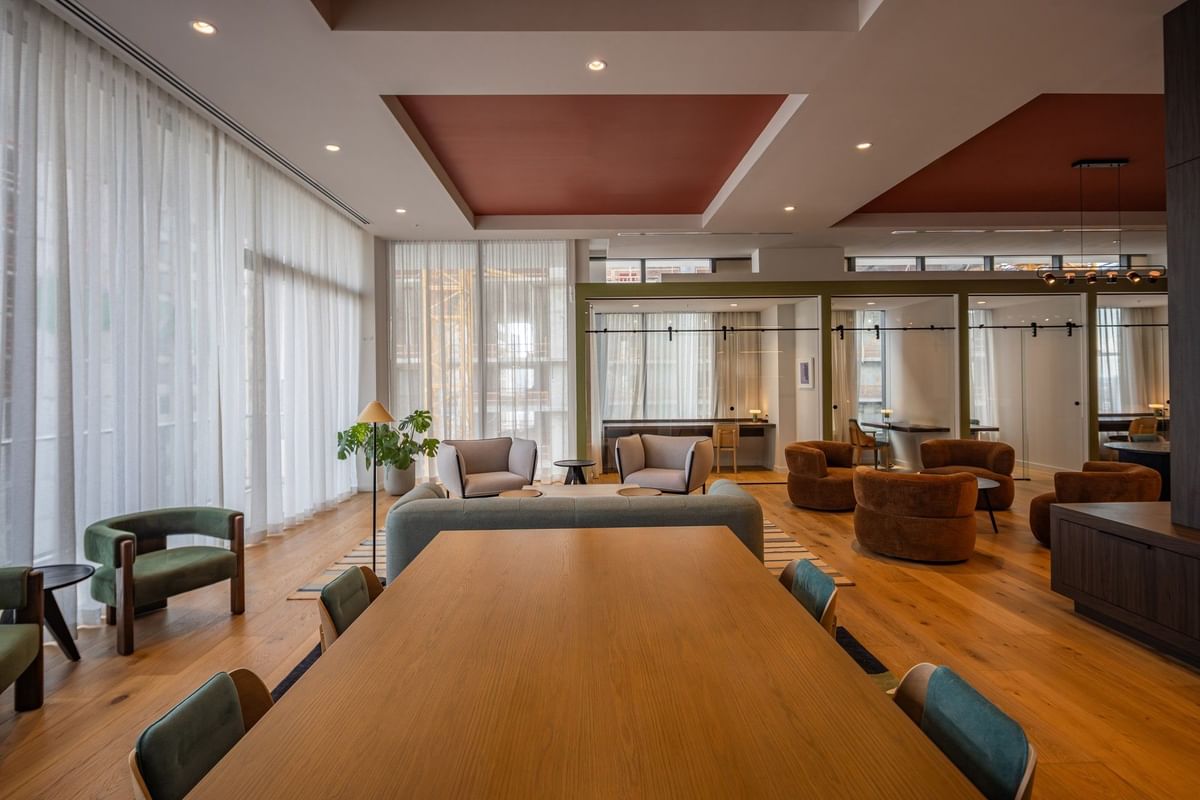 Spacious co-working center
