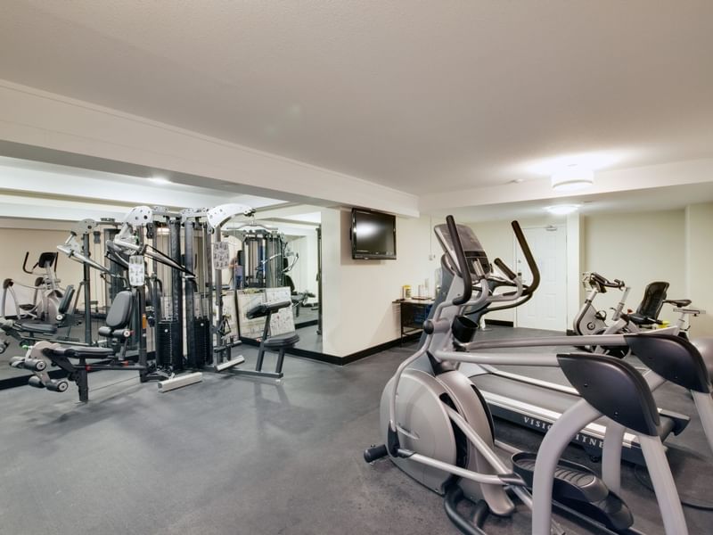 Fitness centre with exercise equipment