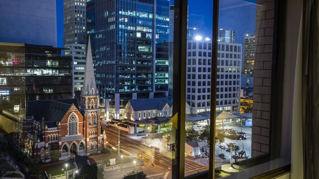 One-bedroom Spa Suites at Pullman and Mercure King George Square Brisbane