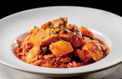 Chicken Masala served in White Rose Café at York Hotel Singapore