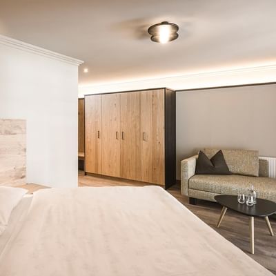 CAMERE DOPPIE COMFORT PLUS CON BALCONE