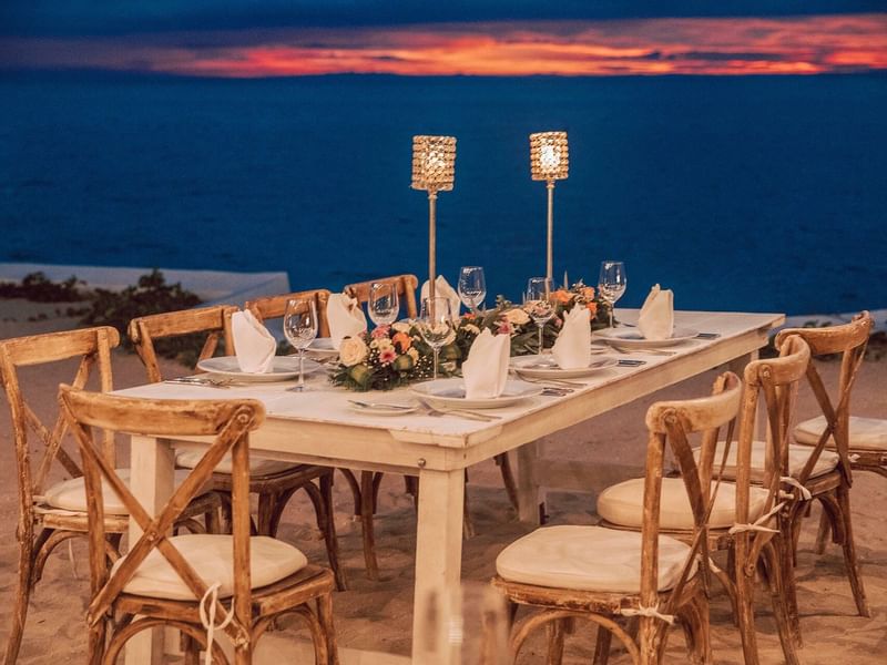 Outdoor dining with sea view at The Explorean Kohunlich