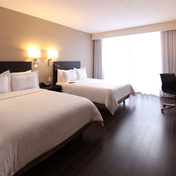 Twin beds in Executive Double Room at Fiesta Inn