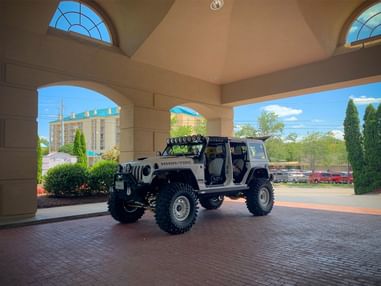 Jeep Invasion Pigeon Forge Hotel Deal!
