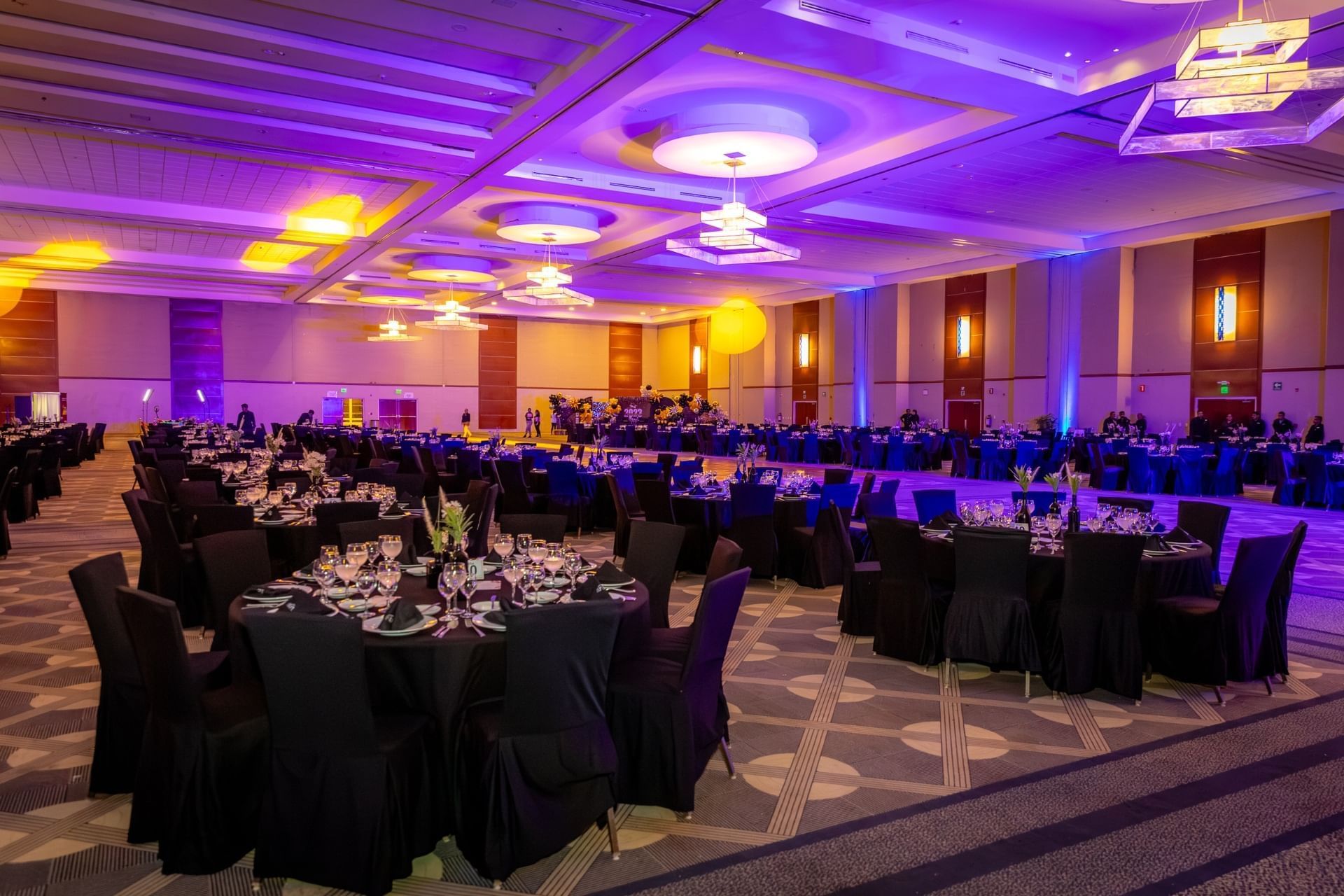 Grupos y Centros de Convenciones en Acapulco Palacio del Mundo Imperial