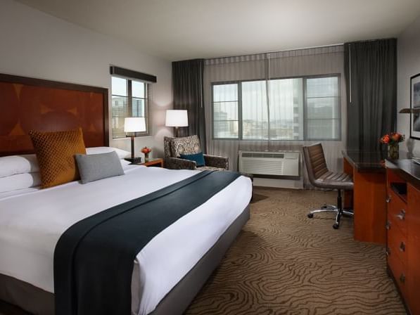 Portland Hotel Rooms | Suites | The Paramount Hotel