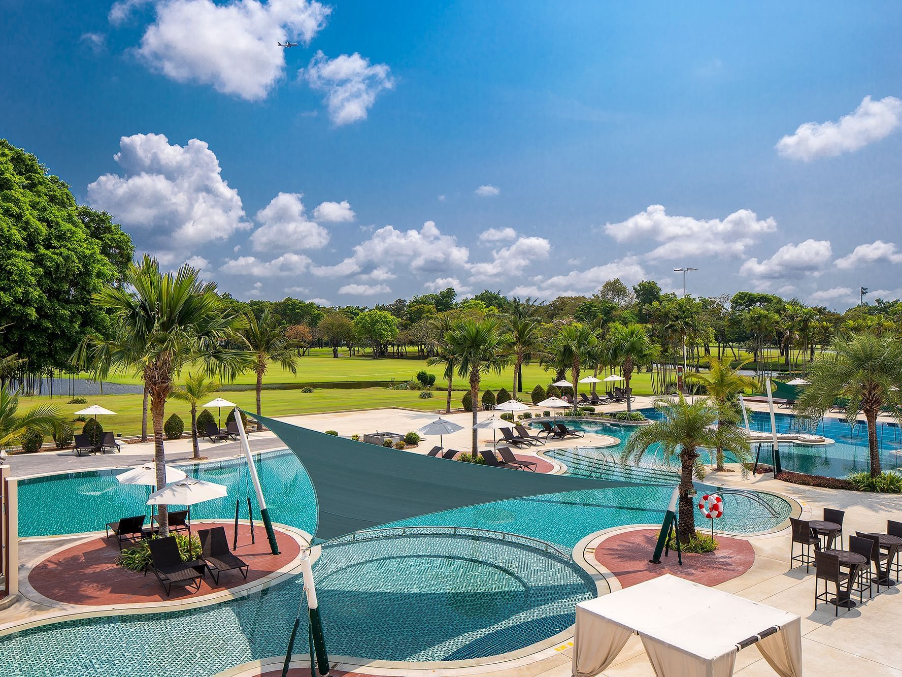 Eastin Thana City Golf Resort Bangkok Fitness Centre & Swimming Pool