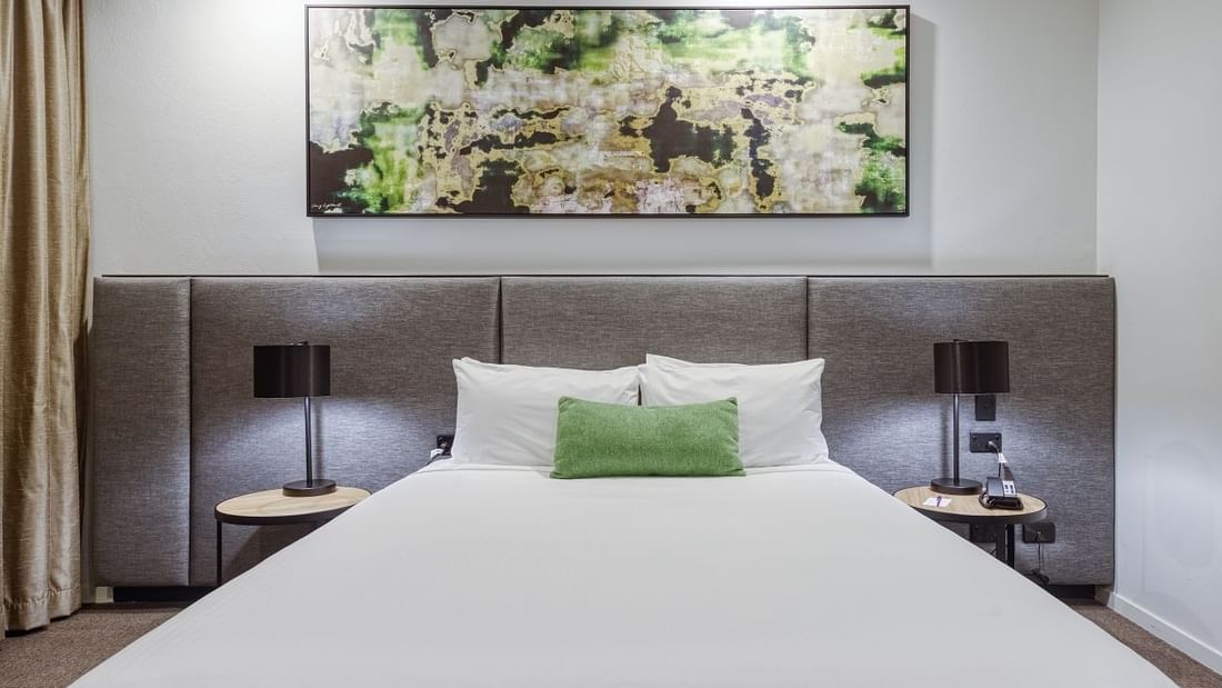 Queen Bed in Standard Room at Mercure Penrith
