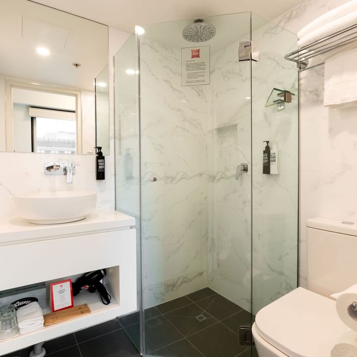 ibis world square bathroom shower and all facilities