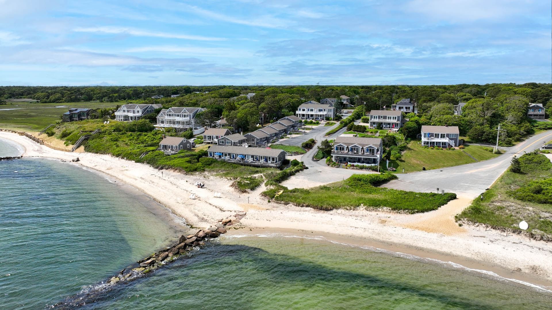 Chatham Tides Hotel | Hotels in Chatham MA