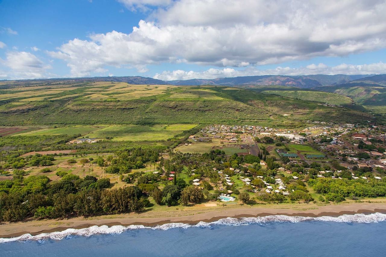 ocean front, beach at Waimea Plantation Cottages