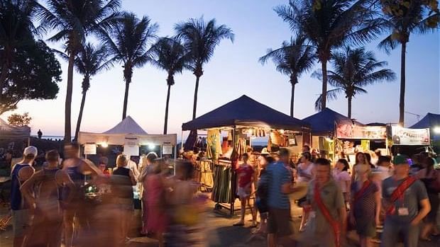 Mindil Beach Market near Darwin Airport Hotels