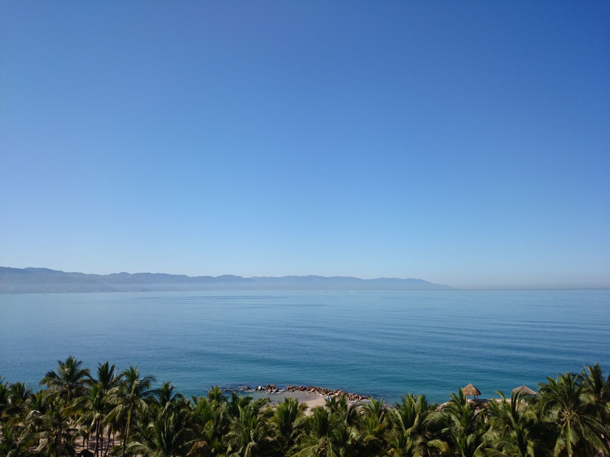 A view of the ocean from Puerto Vallarta city