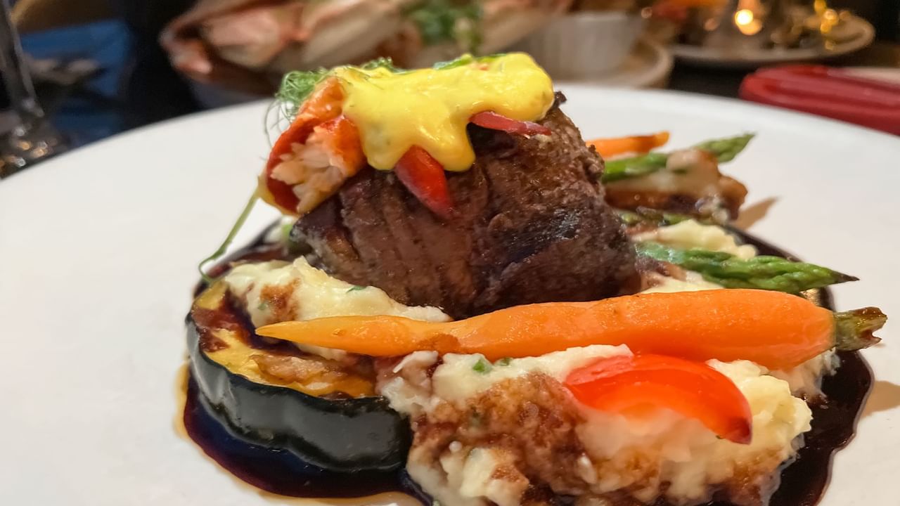 Dinner at the Blue Crab