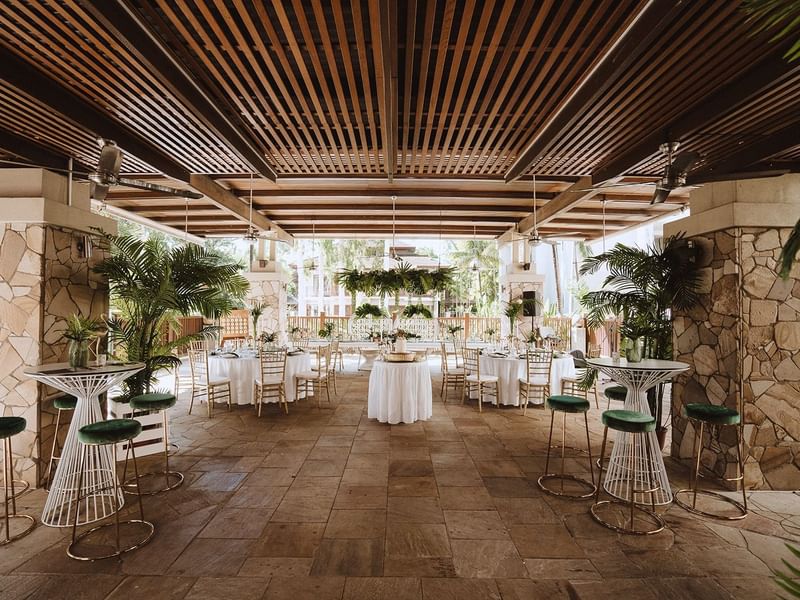 Terrace Reception area at Palm Cove Sea Temple Resort & Spa