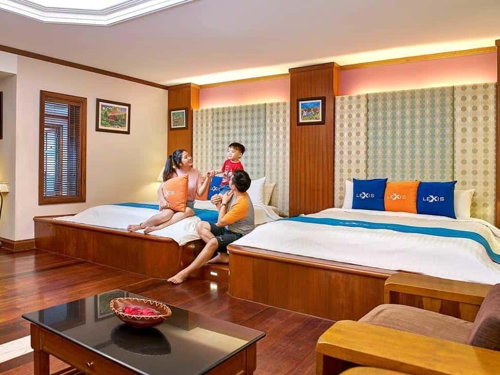 Grand Pool Villa (Upper Unit) Room View 1