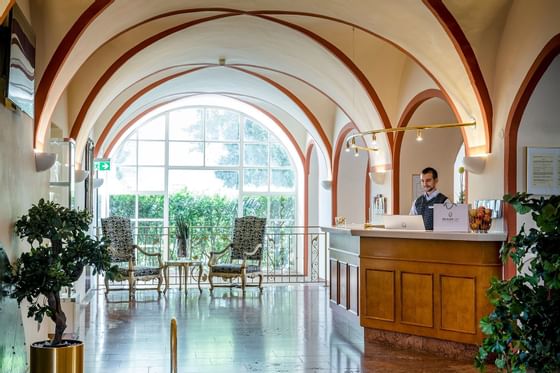 Front desk at Hotel Mirabellenplatz, Imlauer