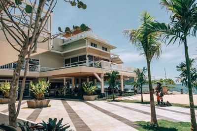 Exterior view of the front garden and entrance to the Amaka Ocean Living Lodge