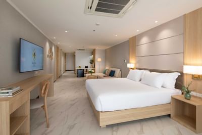 Grand Deluxe Beachfront Room interior at Eastin Resort Rayong