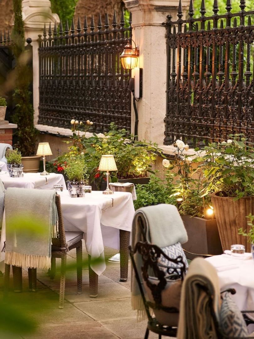 Royal Horseguards Hotel Terrace, terrace restaurant London
