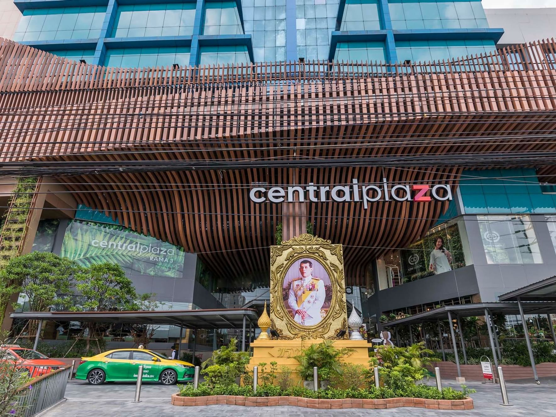 Font exterior of Central Rama 3 Residence Sathon